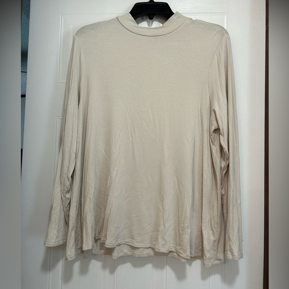 2 (Bundle) women’s old navy luxe long sleeve shirts